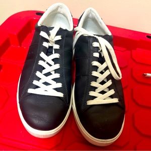 ECCO Women's Street Lite Retro Sneaker 8-8.5 US / 39 EU Black and White